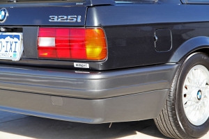 1990 BMW 325i M Tech II Coupe thumbnail