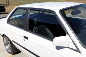 1988 BMW (E30) 325iS thumbnail
