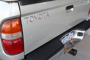 2001 Toyota Tacoma 4X4 Extra Cab TRD Off Road SR5 thumbnail