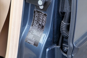 2001 BMW 740i M Sport thumbnail