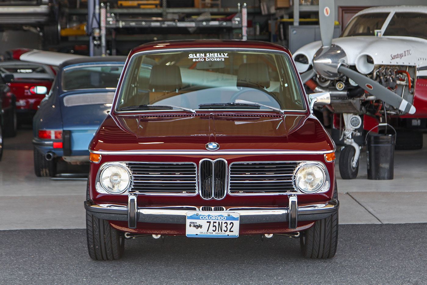 1972 BMW 2002 exterior photo