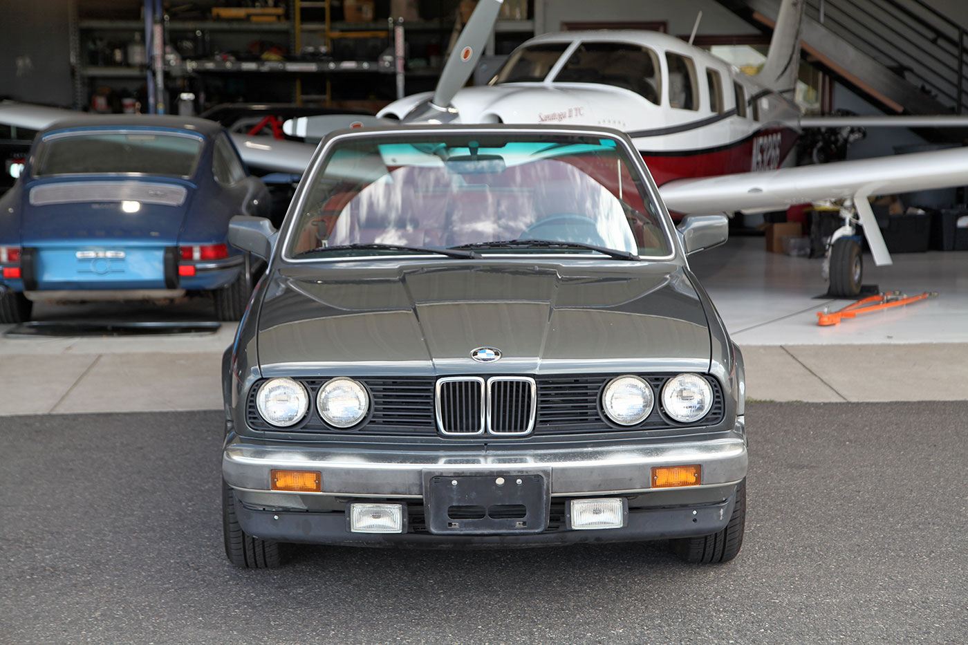 1987 BMW (E30) 325i Convertible exterior photo