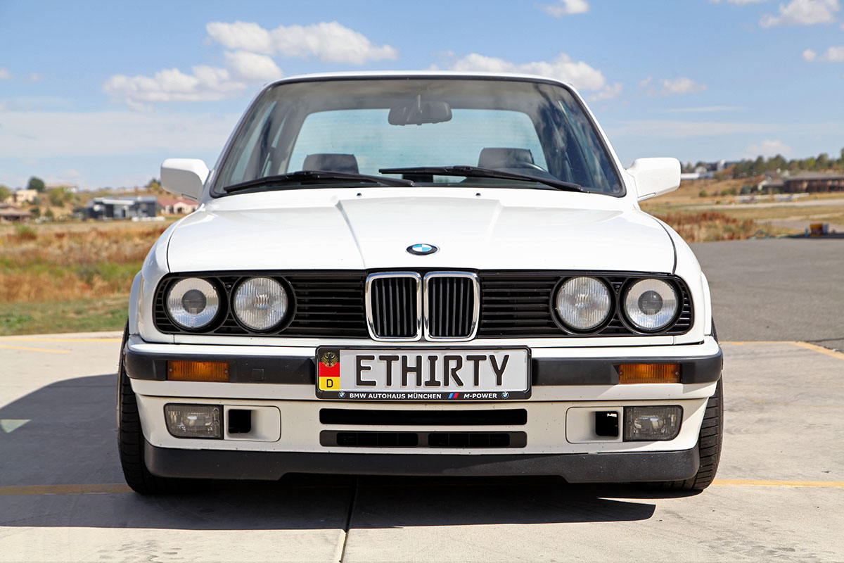 1988 BMW (E30) 325iS exterior photo