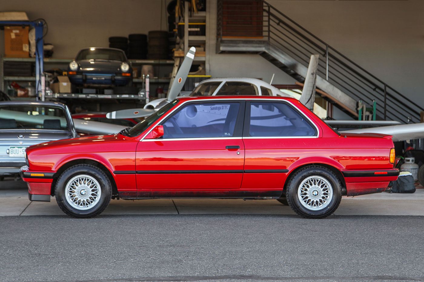 1989 BMW (E30) 325iS exterior photo