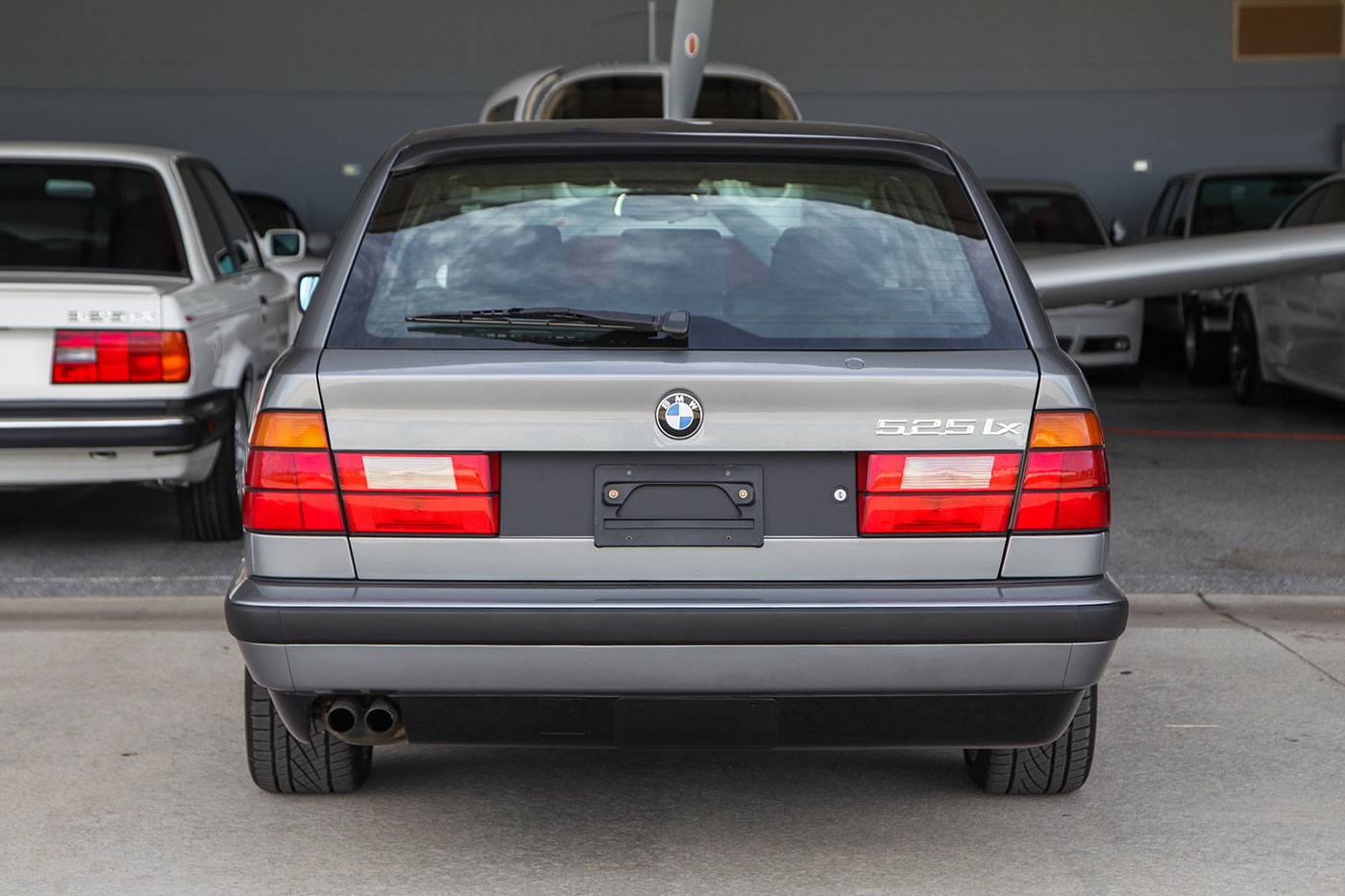 1992 BMW 525IX Touring (European Import) exterior photo