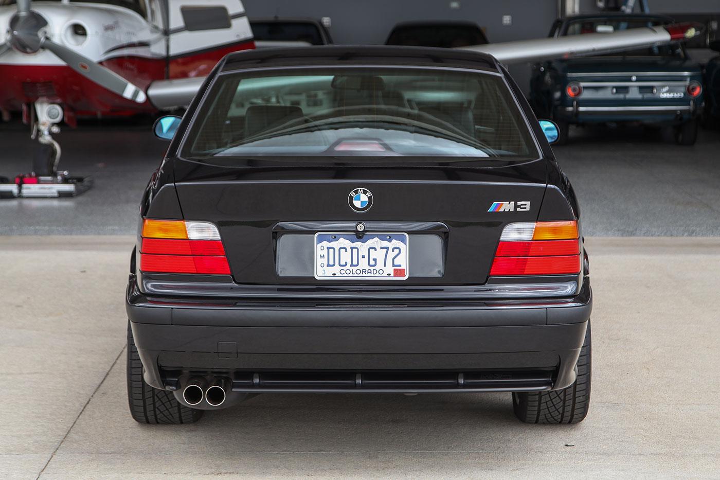 1997 BMW M3 Sedan (M3/4/5) exterior photo