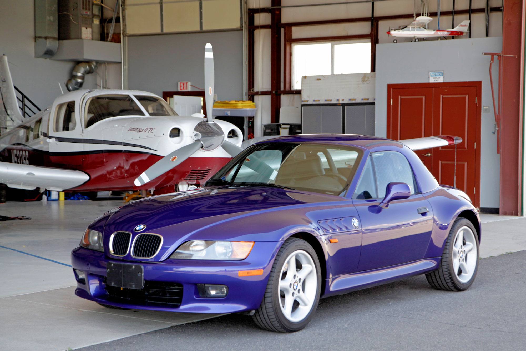 Exterior photo of 1998 BMW Z3 Roadster Individual