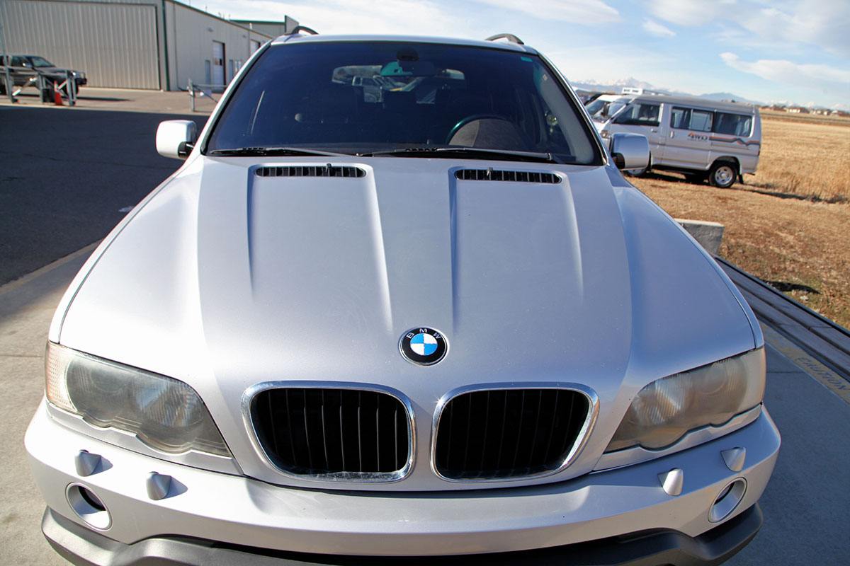2001 BMW X5 exterior photo