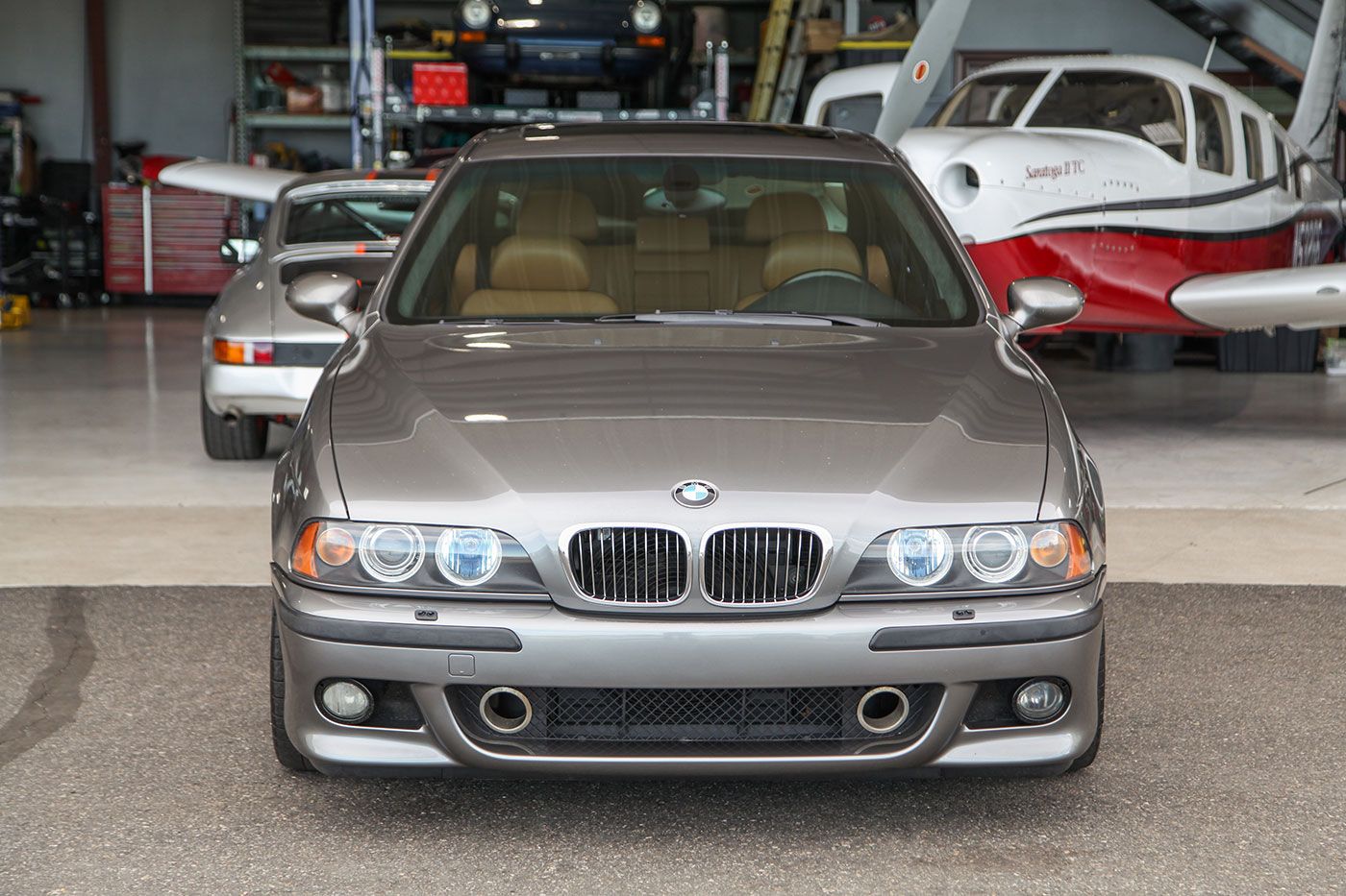 2002 BMW (E39) M5 exterior photo