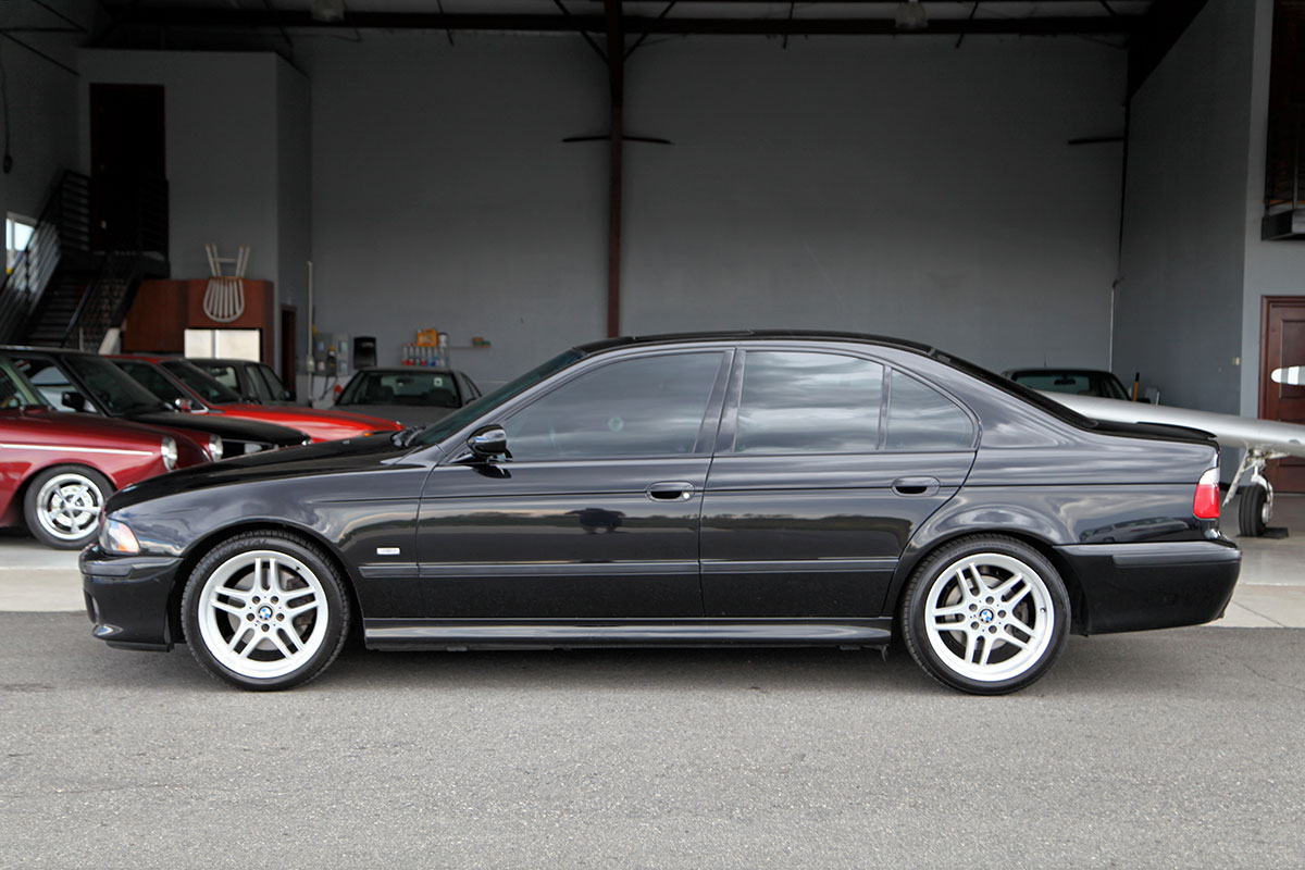 2003 BMW 540i M Sport exterior photo