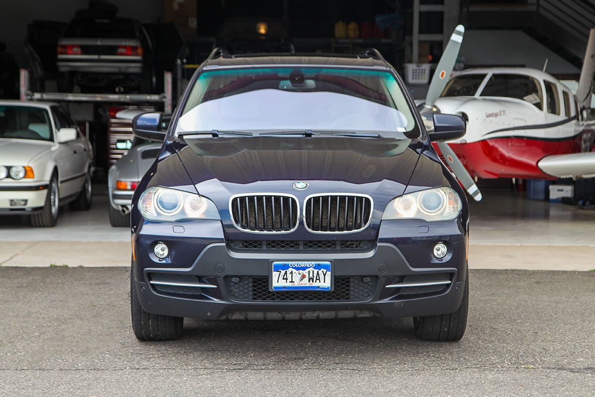 2009 BMW X5 3.0i exterior photo