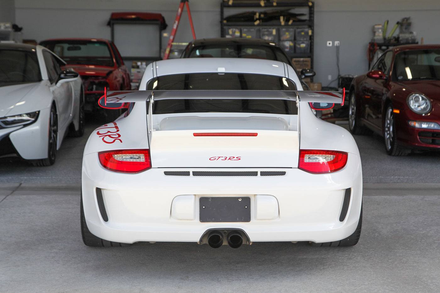 2010 Porsche 911 GT3 RS exterior photo