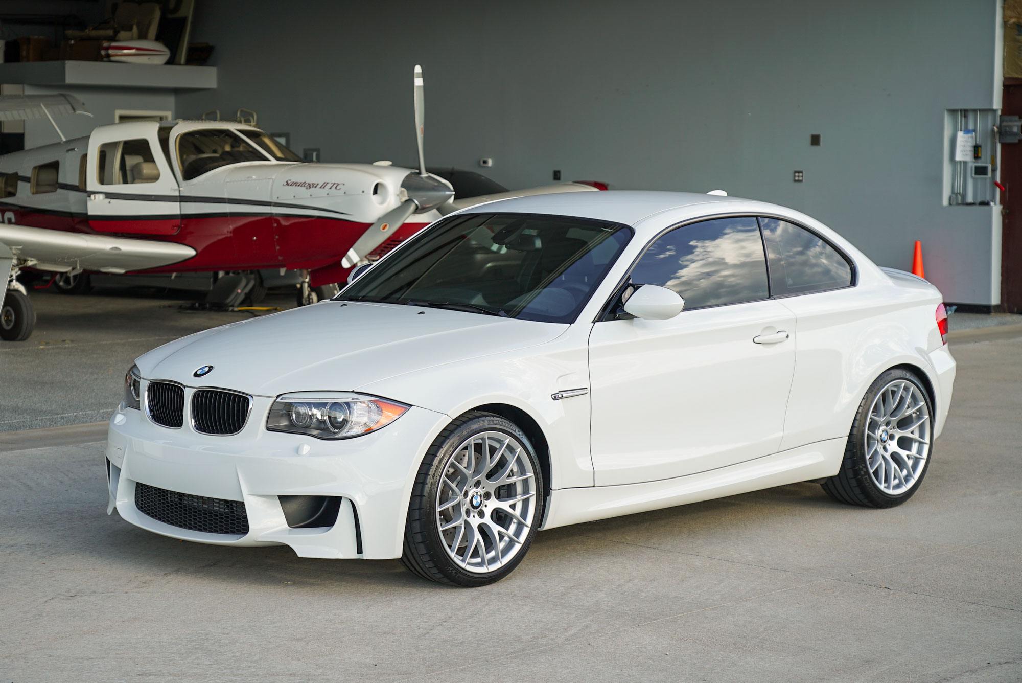 2011-bmw-1m-coupe-2